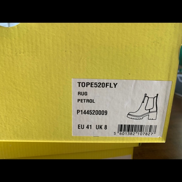 Fly London boots - Picture 6 of 9